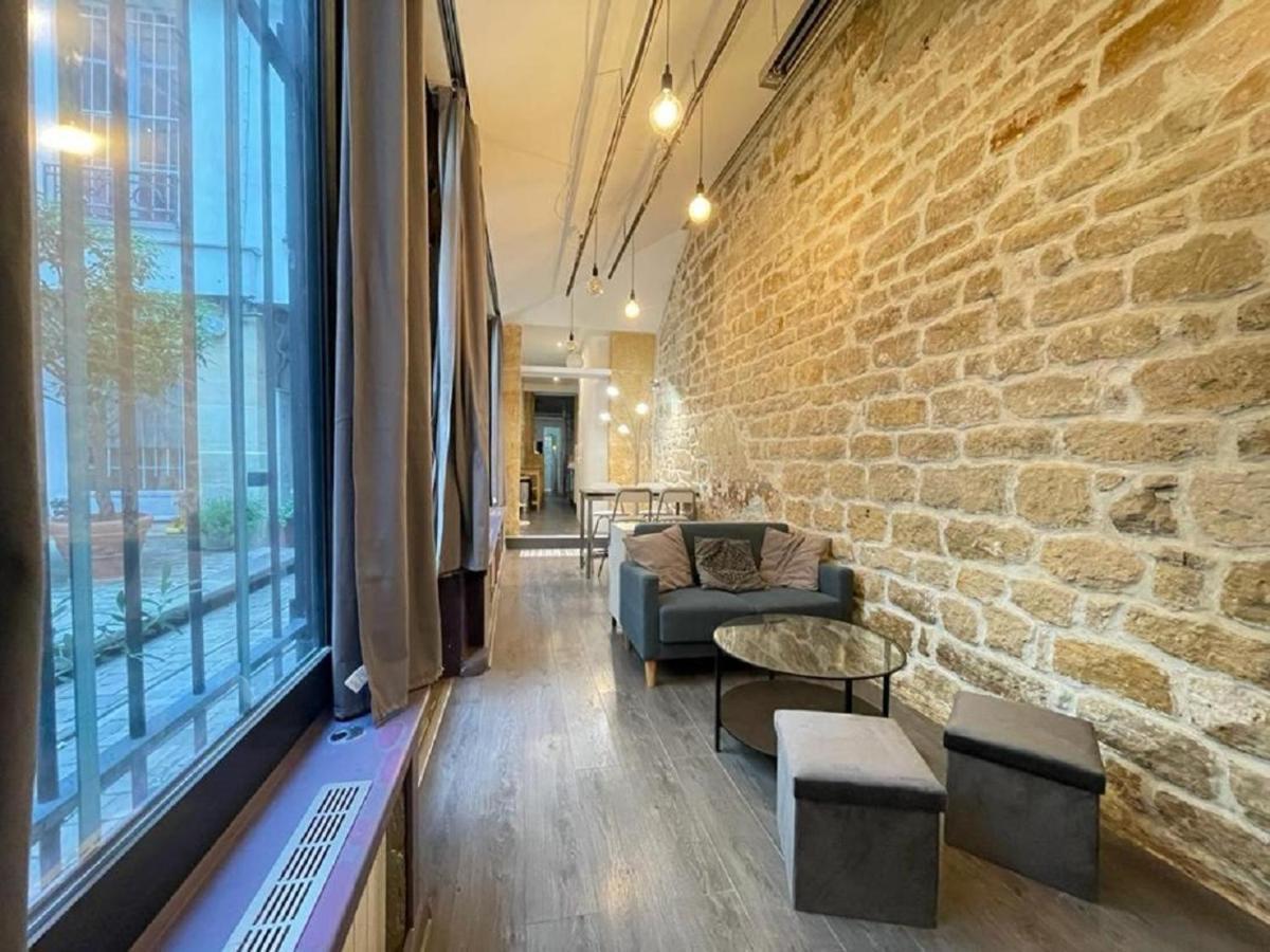 1 Bedroom Louvre Jeuneurs Париж Экстерьер фото