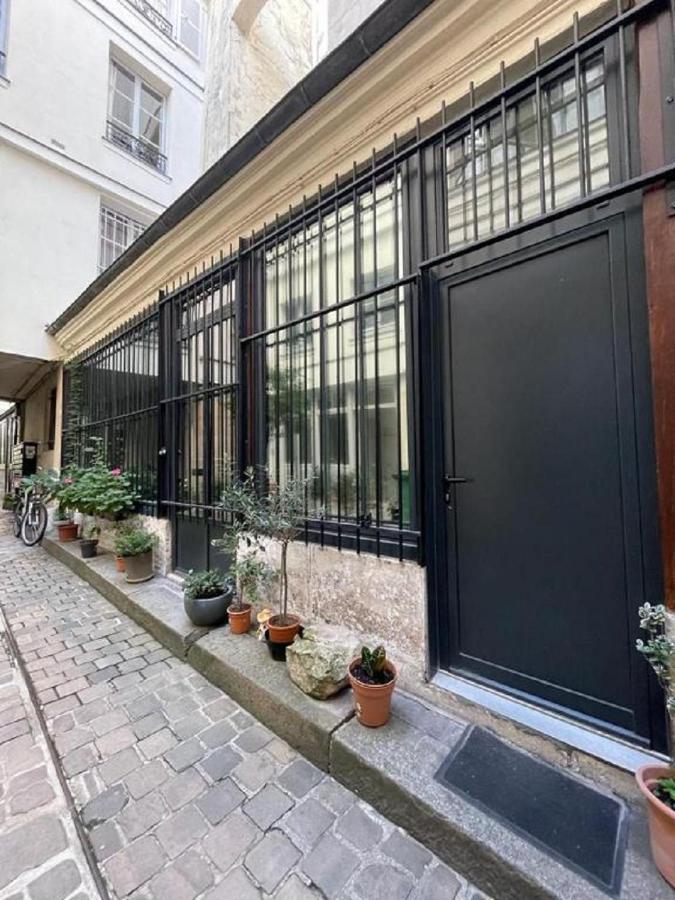 1 Bedroom Louvre Jeuneurs Париж Экстерьер фото